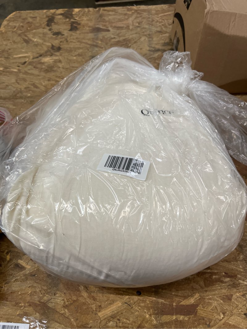 Condition photo showing Good Condition for organic airy gauze duvet cover, king/cal king, undyed
