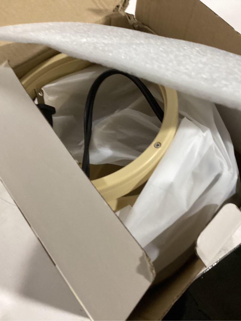 Condition photo showing As Is for Chocolate Melting Pot Candy Melts Melter with 2 Insert Pots and Spatula, 4 Cups Capacity Warmer Machine, Ideal Dipping Tool Kitchen Supplies for Making Cake Pop Covered Strawberries Fondue Melting Pot - White