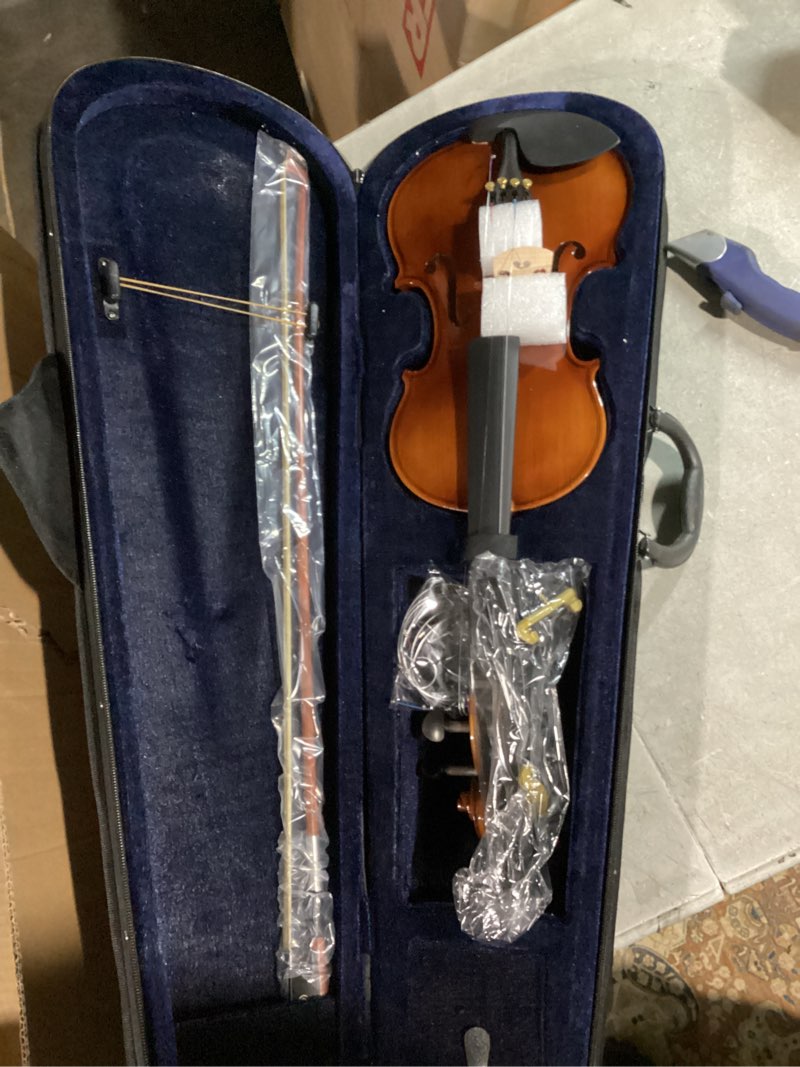 Condition photo showing As Is for Pyle 3/4 Size Beginner Violin Starter Kit, Violin Starter Package with Travel Case & Bow, Extra Strings, Digital Tuner, Shoulder Rest & Cleaning Cloth for Students, Kids, Adults c) 3/4 Size