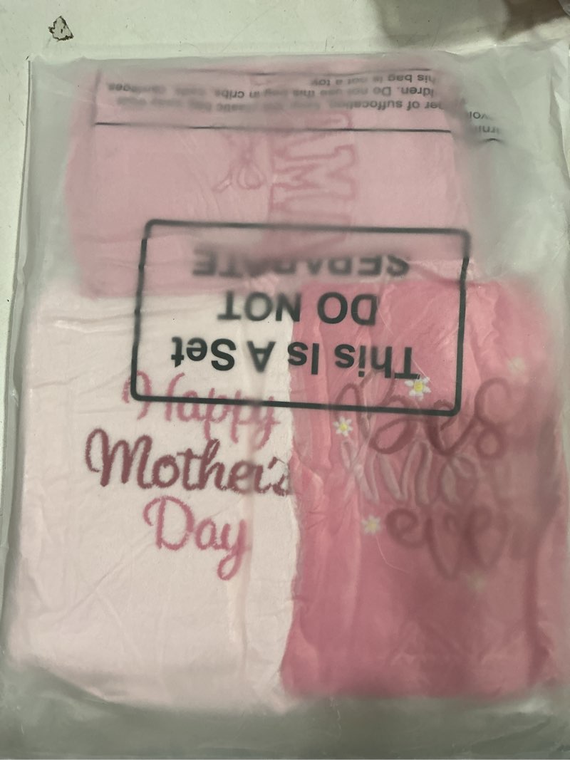 Condition photo showing New/Like New for 3 Pack Pink Bow Valentine's Day Hand Towels 13.4 x 29.2 Inch Cotton Embroidered Valentines Heart Bathroom Towel Absorbent Valentines Kitchen Decor for Hand Drying Cleaning Gift Pink Heart Bow