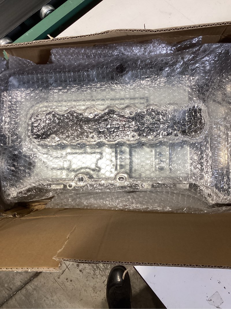 Condition photo showing As Is for 25204723 engine valve cover compatible with 2016-2022 chevy malibu buick encore, for 2016 2017 2018 2019 cruze, 2021 2022 trax 1.4l 1.5l with gasket kit replace for 12699254 98mc22g 12636177 12366384