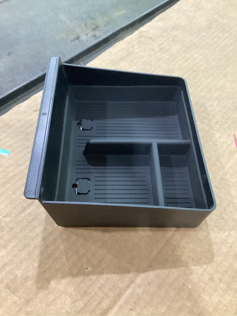 Condition photo showing Good Condition for spigen console organizer for model y juniper/yl & 3 highland [non-slide] | model y juniper premium & performance (2026/25) / model 3 highland standard, premium & performance (2026/25/24) [xl capacity] center console organizer (expanded)