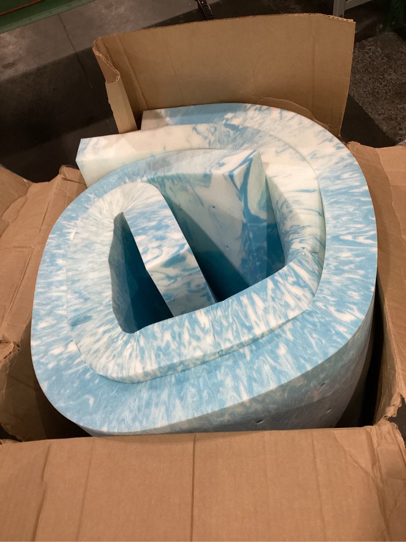 Matress foam topper *not in original box size unknown*