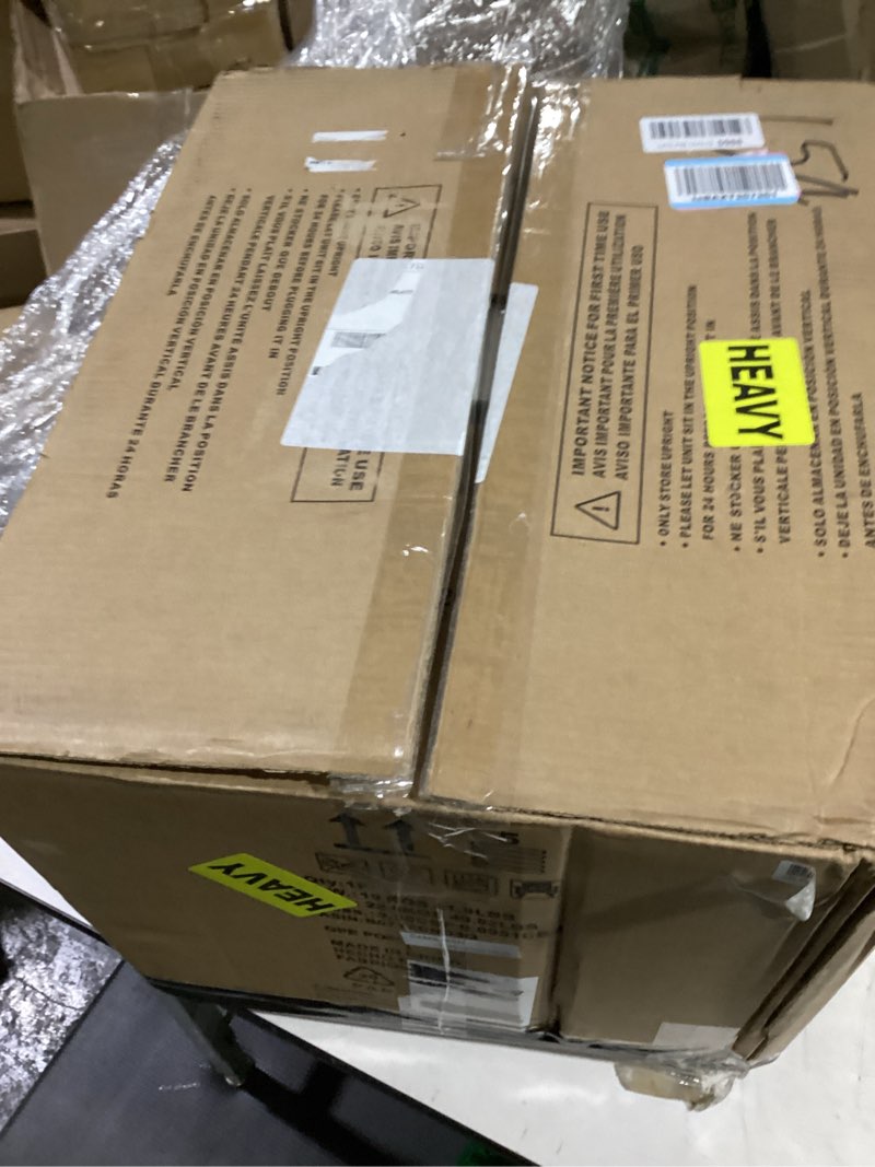 Condition photo showing Good Condition for amazon basics 6000-btu window air conditioner with quiet operation, up to 250 sqf, cool and fan functions, washable filter, adjustable window kit, digital temperature display, remote control, white