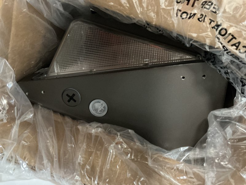 Condition photo showing Good Condition for dimmable 100w led wall pack light with dusk to dawn photocell, 100-277v 14000lm 600-800w hps/hid equiv., 5000k daylight outdoor security lighting, ul commercial wall mount lights for warehouse