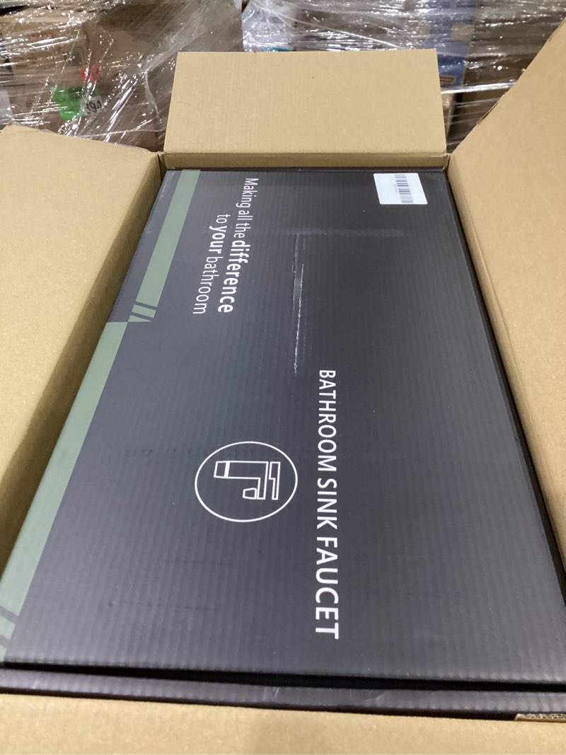 https://lotting-media.assets.bidfta.com/lotting_f0ac8bd8-56a7-4251-a931-aa0039eefe85