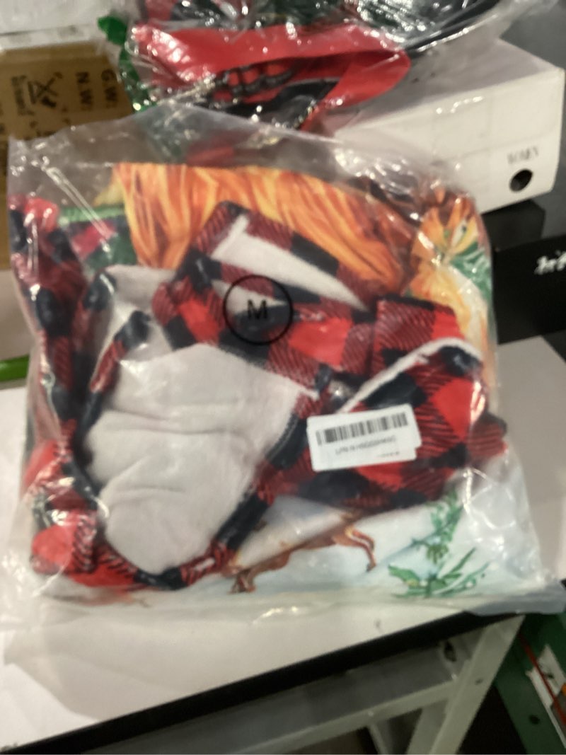 Christmas Highland Cow Throw Blanket, Soft Cozy Flannel Blanket with Buffalo Plaid, Farmhouse Holida