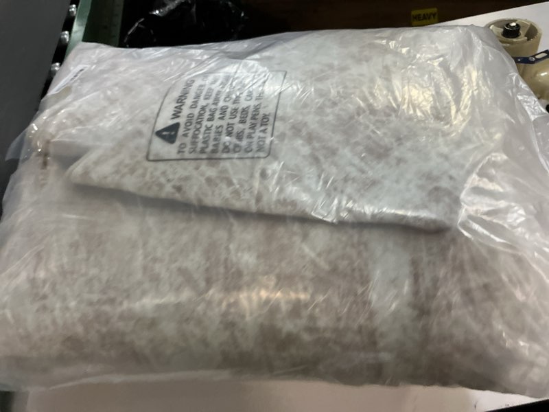Condition photo showing Good Condition for Area Rug 8x10 Washable Rug, Vintage Boho Medallion Rugs Non-Slip Soft Low Pile Large Distressed Rug Indoor Retro Carpet for Living Room Bedroom Dining Room Home Office (Beige, 8'x10') Beige 8' x 10' (Rectangular)