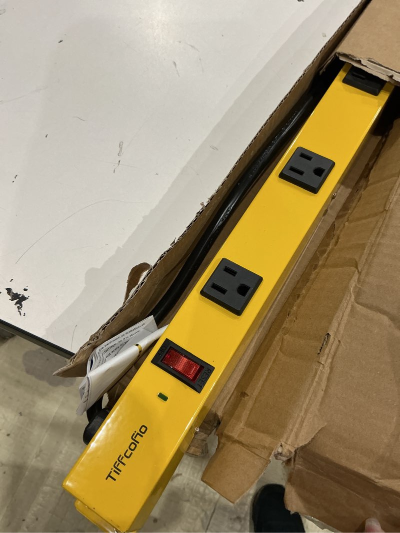Condition photo showing Good Condition for tiffcofio metal power strip, 12 widely space outlets, wall mountable power strip surge protector, 6 ft extension cord,15a/1875w, etl listed 12 outlet