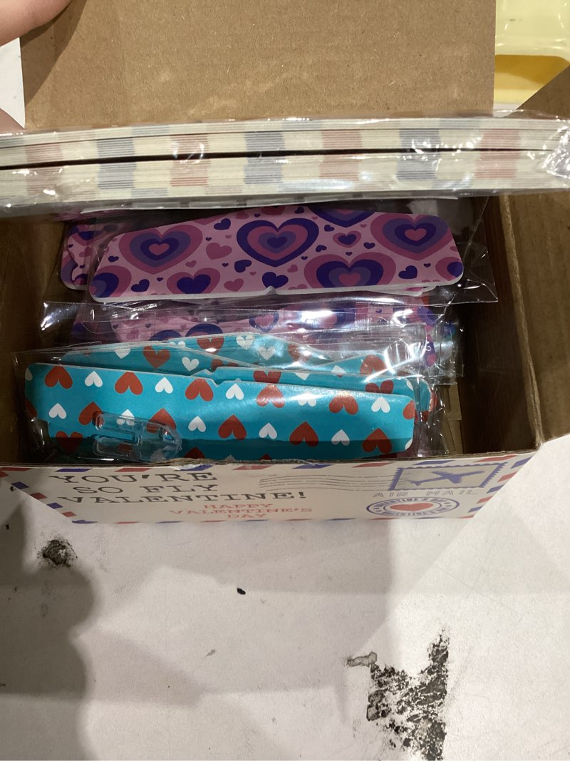 Condition photo showing New/Like New for Valentines Day Cards for Kids - 28 Pack Airplane Valentines Day Cards for Kids with Foam Airplanes, Valentines Gifts, Perfect School and Classroom Valentines Exchange Gifts