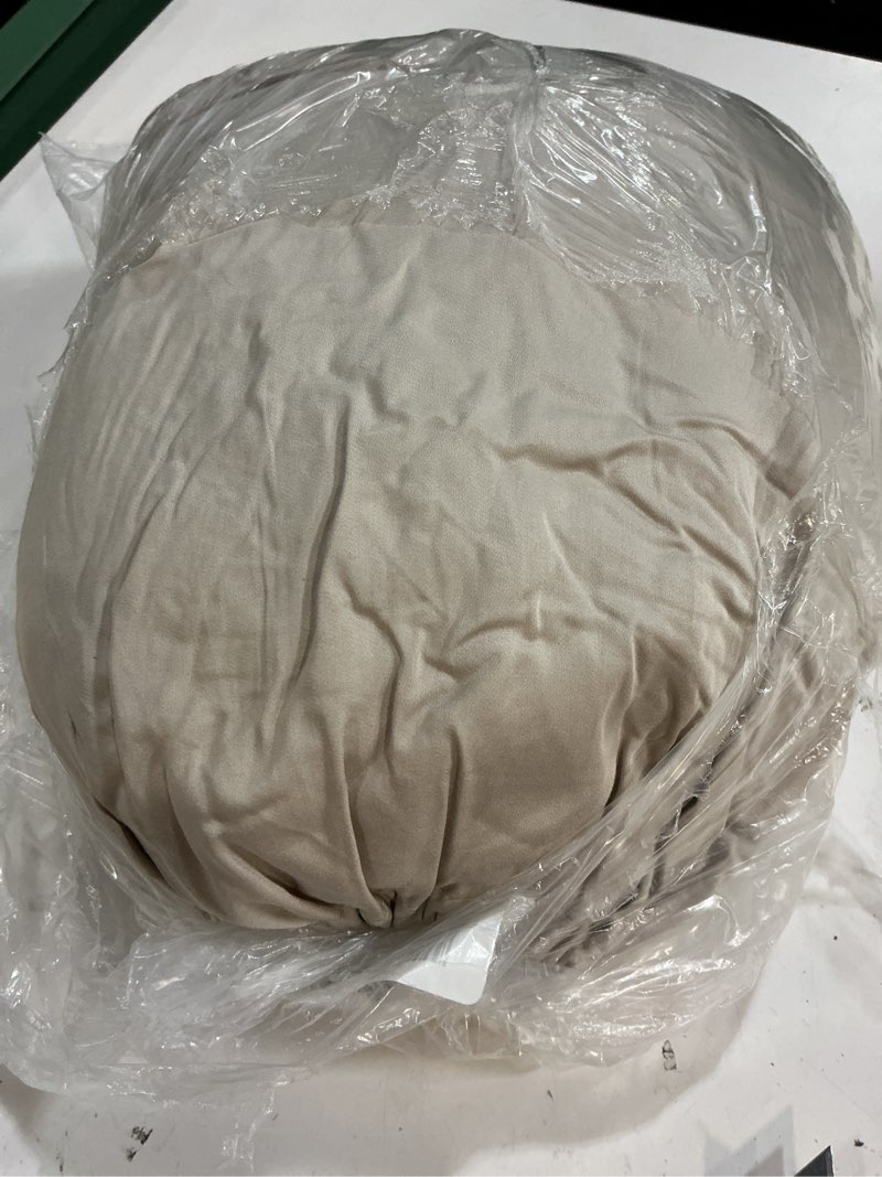 Condition photo showing Good Condition for bamboo duvet cover set, king/cal king, sand