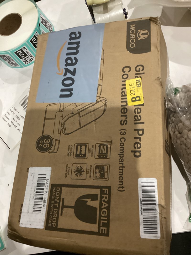 Condition photo showing As Is for M MCIRCO [5-Pack, 36 oz] Glass Meal Prep Containers 3 Compartment with Lids, Glass Lunch Containers,Food Prep Lunch Box,Bento Box,Microwave, Oven, Freezer, Dishwasher (4.5 Cups, Green)
