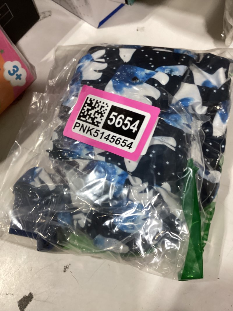 Condition photo showing New/Like New for lovinpet big dog pajamas, post surgery onesie uv protection, blue triangle print, lightweight stretchy big dogs pullover shirt, full coverage large breed dog jammies, pet pj's, xl white blue x-large