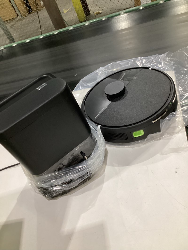 Condition photo showing Good Condition for irobot roomba 105 combo vacuum & mop + autoempty dock - self-empties 75 days, intense power-lifting suction, multi-surface cleaning, lidar