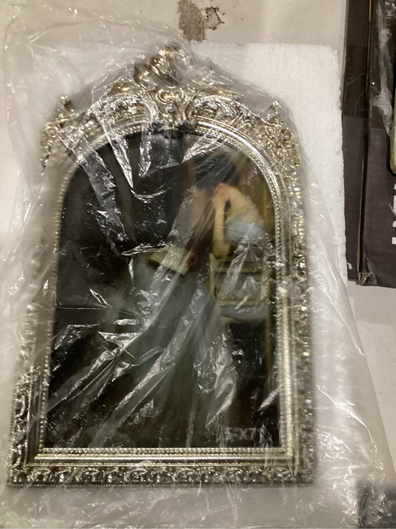 Condition photo showing Good Condition for cuspin vintage silver picture frame 5x7, ornate resin arched photo frame with plexiglass front for tabletop or wall display, antique home & wedding decor silver arch 5x7
