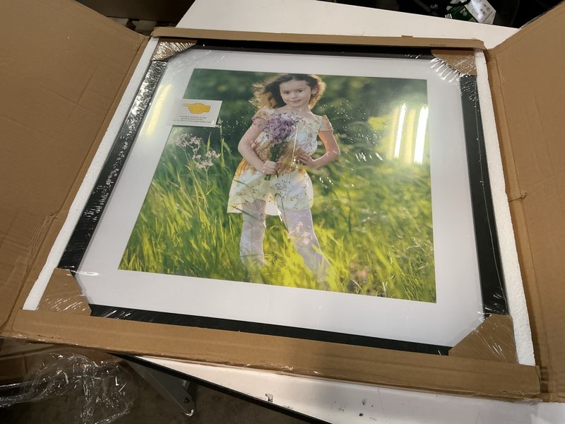 Condition photo showing New/Like New for 20x20 Black Picture Frame Mat for 16x16 Photo Wall Mounting Poster Frame-1pcs Black 20x20