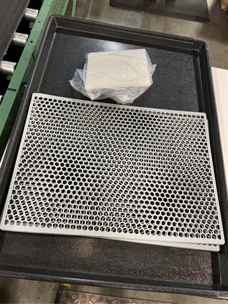 Condition photo showing Good Condition for hq4us dog pee pad holder tray with grate 34”×23”, large dog litter box toilet, puppy pee pad holder, less mess, dog potty indoor outdoor for balcony l - 34”×23” for 30-60lbs dog