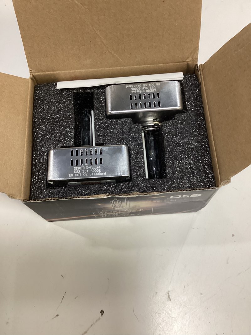 Condition photo showing Good Condition for vhk xenon hid headlight bulbs for 2018 2019 2020 2021 chevy equinox & 2016 2017 2018 chevrolet silverado 1500, d5s high low beam, 13594523 bi-xenon lights, 35w 8000k white blue, not fit halogen, 2pcs