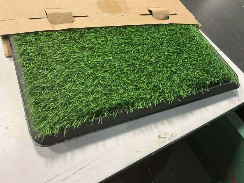 Condition photo showing Good Condition for LOOBANI Dog Grass Pad with Tray - Dog Litter Box - Indoor Potty for Apartment and Patio Training - with 2 Packs Grass Pee Pads for Replacement, 16×20 Inch Tray Potty 16*20inch