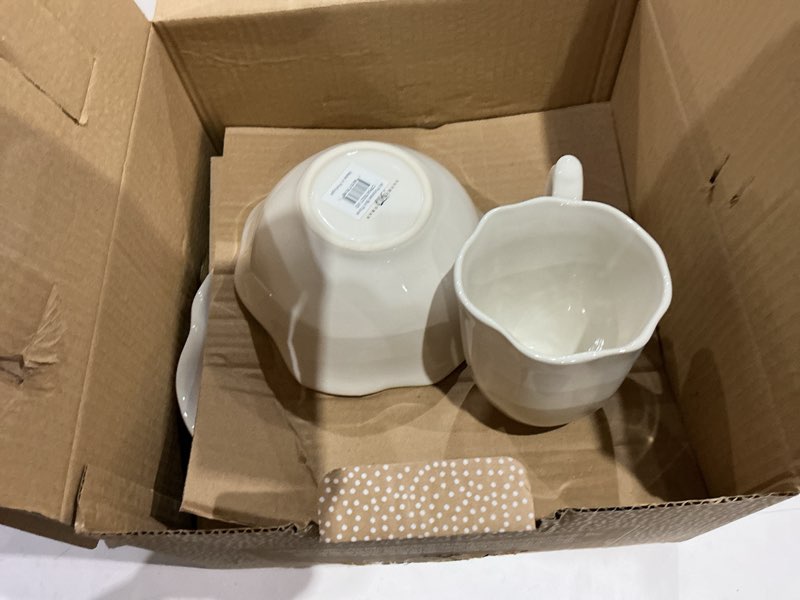 Condition photo showing As Is for portmeirion sophie conran floret 4 piece place setting | dinner plate, salad plate, cereal bowl, and mug | made from porcelain | microwave and dishwasher safe – creamy white