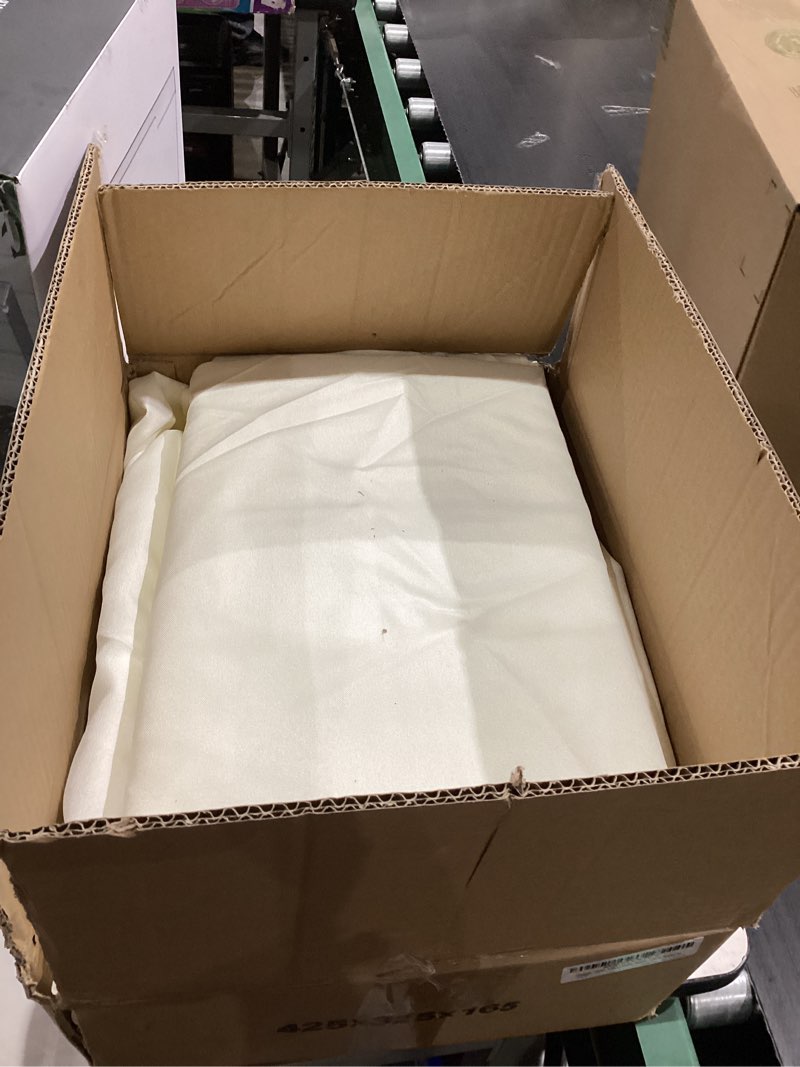 Condition photo showing As Is for Fitable 6 Pack Ivory Round Tablecloths - 120 Inches in Diameter - Stain Resistant and Washable Table Clothes, Polyester Fabric Table Covers for Wedding, Party, Banquet, Formal Events Ivory 120 In Round, 6 Pack