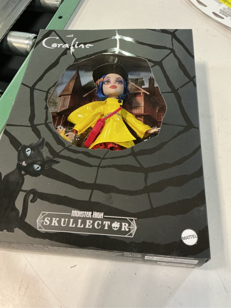 Condition photo showing Good Condition for monster high collector doll coraline