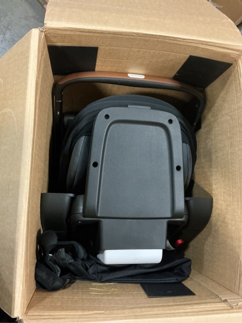 Condition photo showing Good Condition for baby trend stroller and ez-lift infant car seat, ez ride travel system, dash grey ez ride dash grey