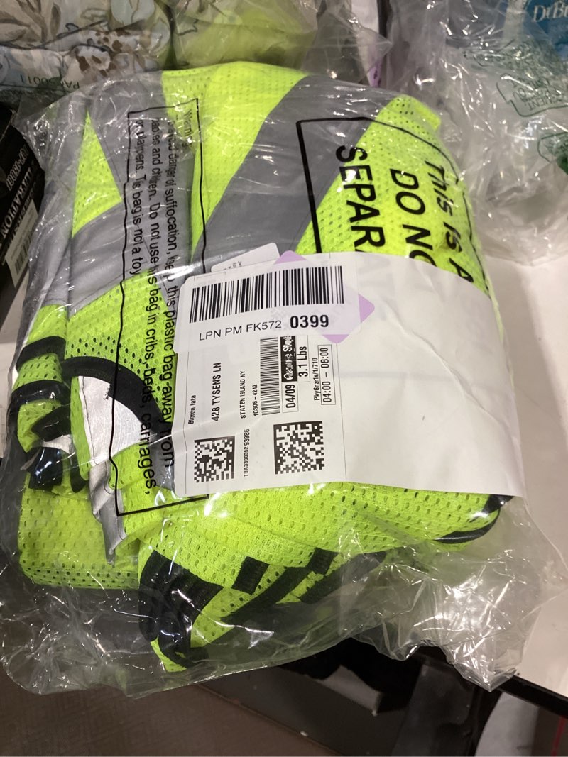 Condition photo showing Good Condition for jenpen 10 pieces reflective safety vests with pockets and zipper, high visibility mesh construction vest for men women large green