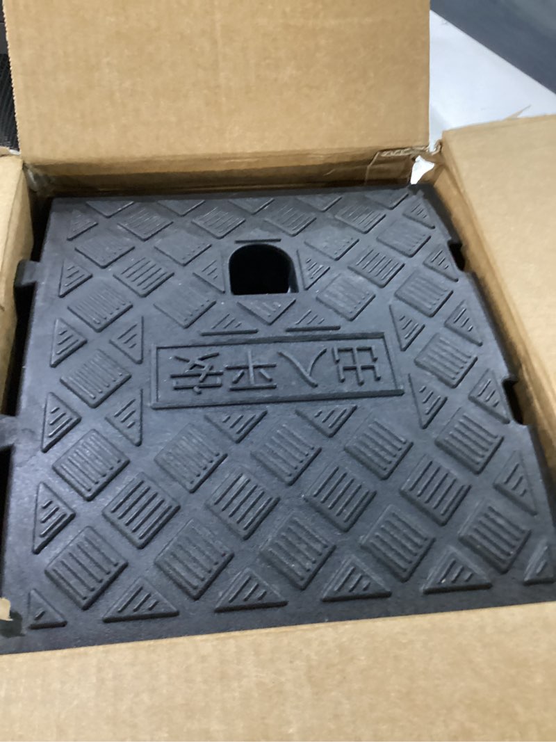 Condition photo showing New/Like New for 2Pack Curb Ramp Black Color, Portable Lightweight Heavy Duty Plastic Driveway Curb Ramps for Low Cars,Motorcycle Ramp,Curb Ramps (4.33 inch High)