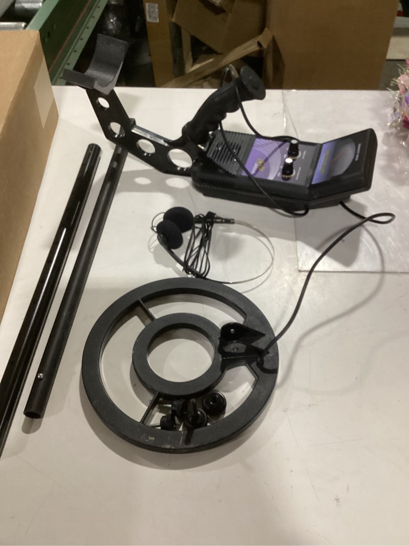 Condition photo showing As Is for bounty hunter gold digger kids metal detector – lightweight beginner metal detector for treasure hunting coins, jewelry, relics & gold – waterproof coil, trash eliminator – made in usa