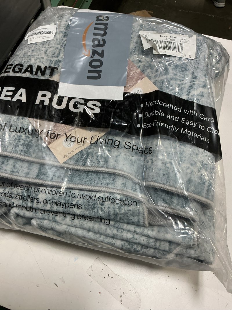 Condition photo showing Good Condition for 6x9 Area Rugs Living Room: Washable Large Vintage Blue Rug Neutral Non-Slip Soft Stain Resistant Indoor Carpet for Bedroom Nursery Dining Room Under Table Bed Home House Office Playroom Blue 6' x 9' (Rectangular)