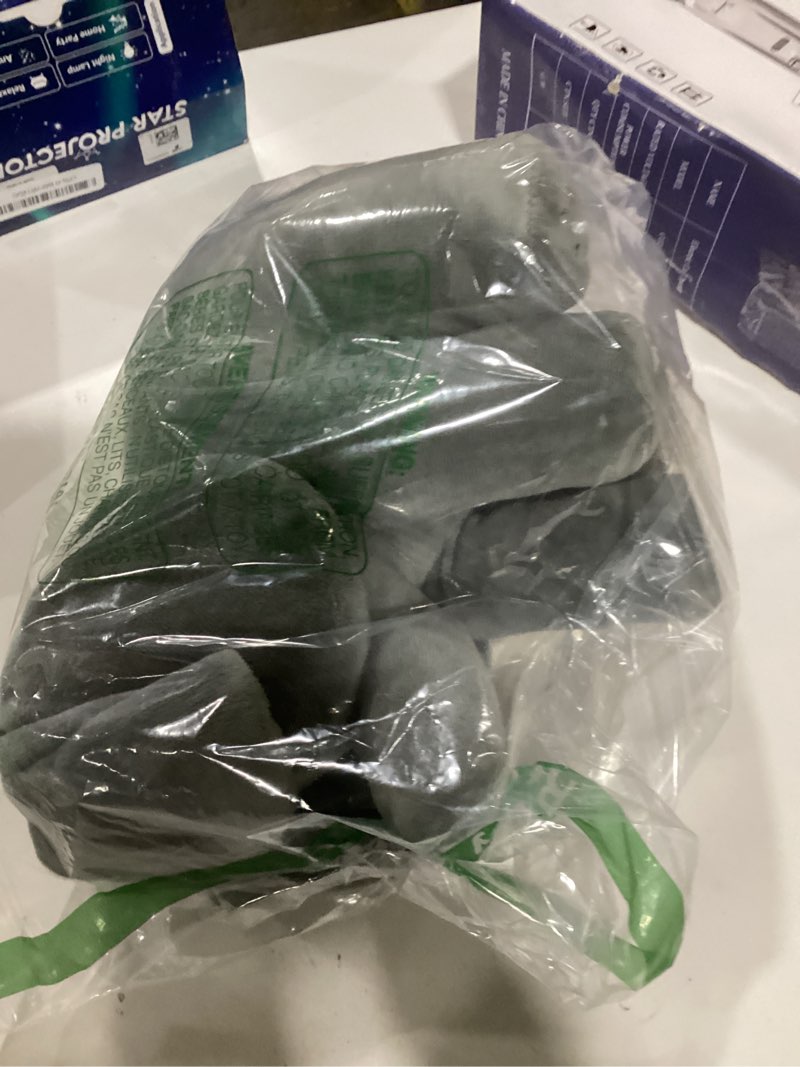 Condition photo showing New/Like New for GUND Baby Animated Flappy The Elephant Plush, Singing Stuffed Animal Baby Toy for Ages 0 and Up, Gray, 12"