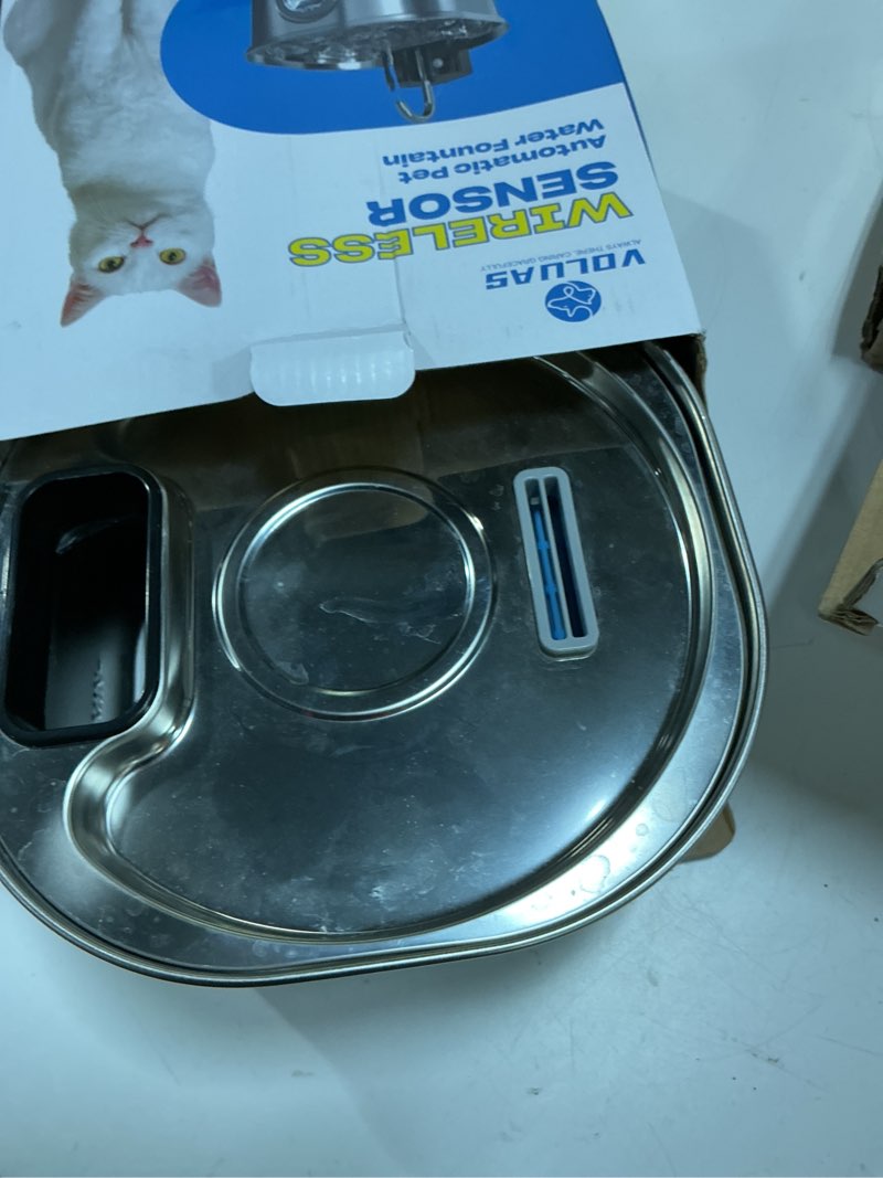Condition photo showing As Is for voluas stainless steel cat water fountain: 108oz/3.2l wireless cat fountain battery operated for drinking indoor, automatic pet water dispenser bowl with ultra quiet pump, easy clean bpa-free, 4filter 309b+4filter + 4sponges