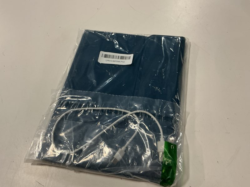 Condition photo showing Good Condition for harvopu compatible for ipad 11th 10th generation case with keyboard, folio cover with pencil holder, multi-touch trackpad, 7 color backlit, detachable keyboard for ipad (a16) 11th/10th gen (navy blue)