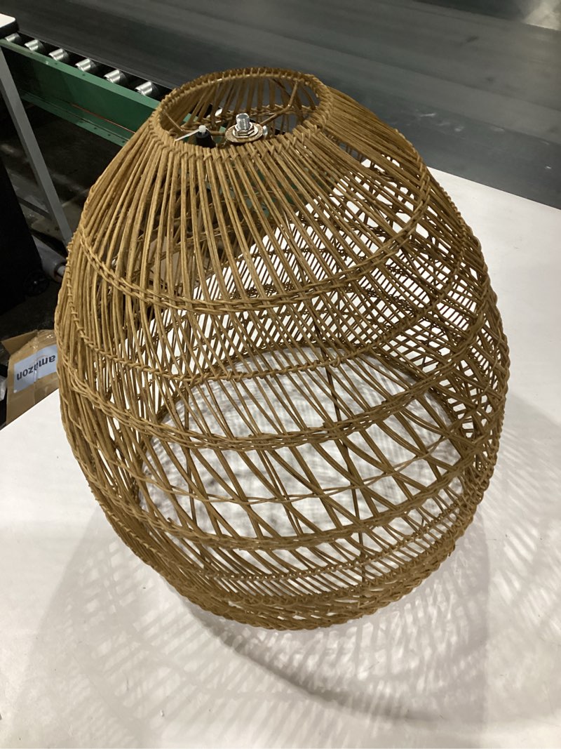 Condition photo showing Good Condition for arturesthome 17.7" rustic rattan pendant light,woven pendant lighting fixture,vintage farmhouse chandelier hanging ceiling lamp shade for kitchen island dining room 17.7" * 17.7"