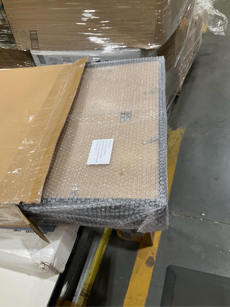 Condition photo showing Good Condition for upsimples 16x20 picture frame set of 5, display pictures 11x14 with mat or 16 x 20 without, wall gallery poster frames, black