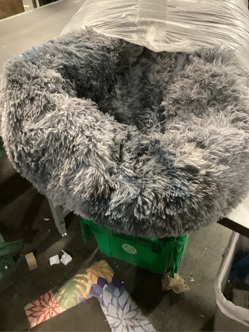 Condition photo showing Good Condition for 45 inches Donut Dog Bed for Extra Large Dogs,Calming Fluffy Round Jumbo Pet Bed with Removable & Washable Cover, Fits up to 120 lbs Pets (Tie-dye Grey,XL) 45.0"L x45.0"W x10"Th Tie-dye Grey