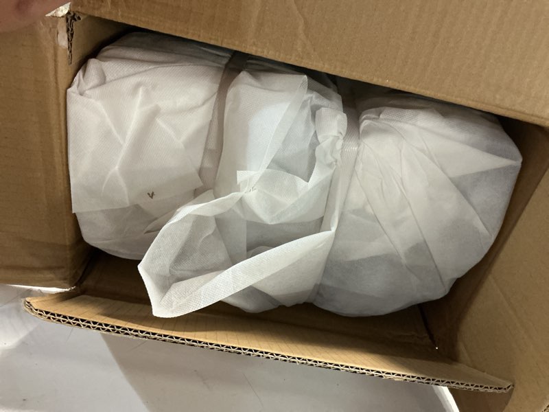 https://lotting-media.assets.bidfta.com/lotting_f14d8ea9-0de6-4303-a902-6d33ed665309