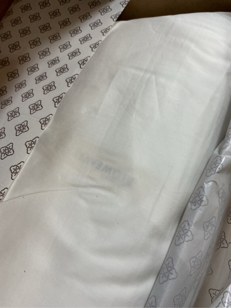 Condition photo showing Good Condition for bioweaves 100% organic cotton mattress pad cover, gots certified cooling 300 gsm quilted fitted mattress topper & protector with soft cotton wadding - white, 20 inch deep pocket, king king white