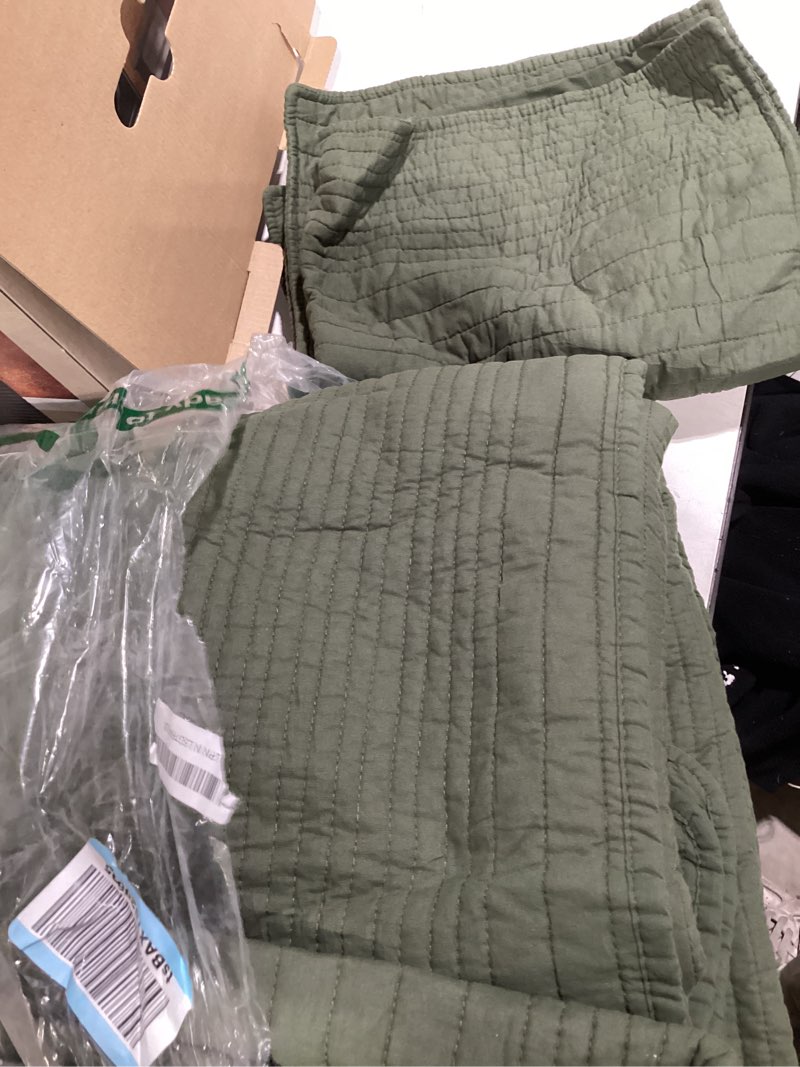 Condition photo showing As Is for palassio striped olive green 100% cotton quilt queen size bedding sets, lightweight crinkly channel pick stitch textured bedspread soft shabby chic farmhouse country coverlet for all season, 2 shams striped-olive green queen