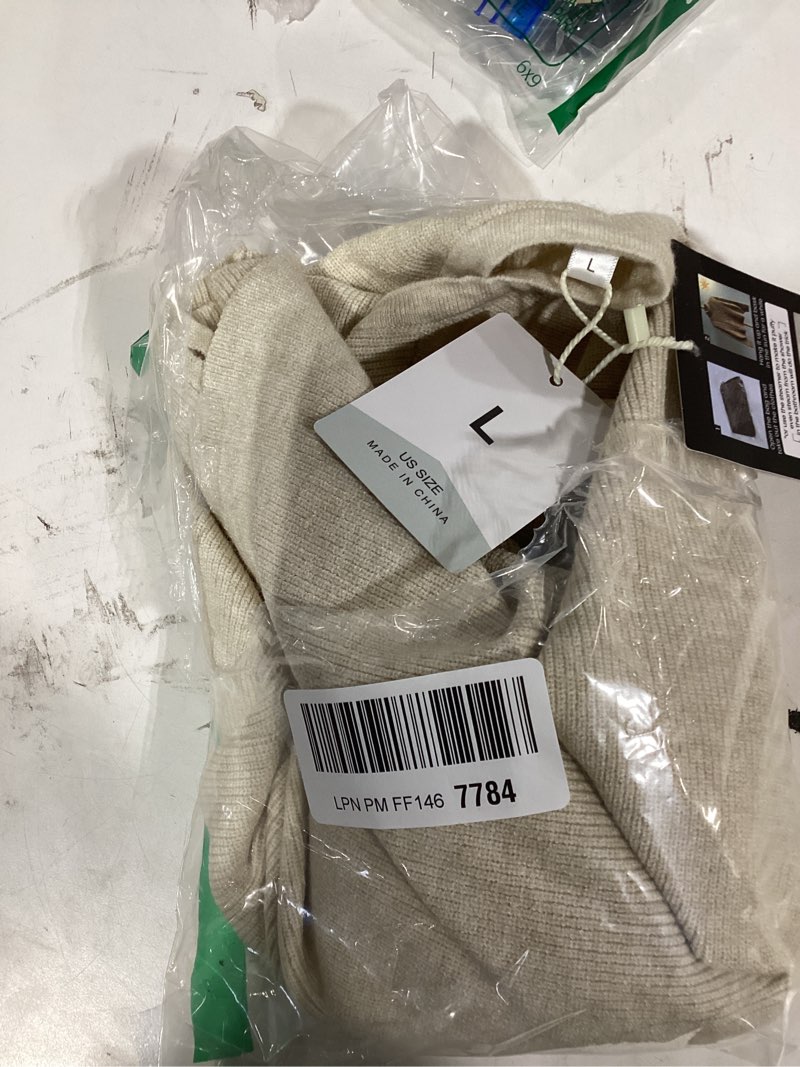 Condition photo showing Good Condition for similar product Amazon Essentials Women's Classic-Fit Lightweight Long-Sleeve V-Neck Sweater (Available in Plus Size) Large Camel Heather