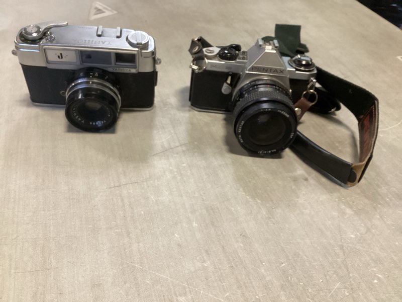 Camera, Miscellaneous Cameras, Pentax, and Yashica, Set of 2