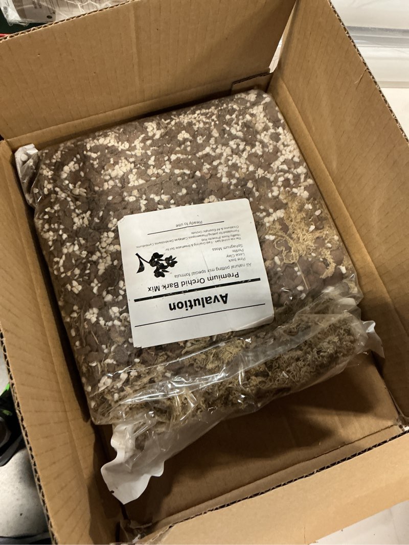 Condition photo showing New/Like New for orchid bark potting mix 3 quart, mix pine bark,perlite, sphagnum moss and clay pebbles for plants, orchid garden soil for potting,repotting