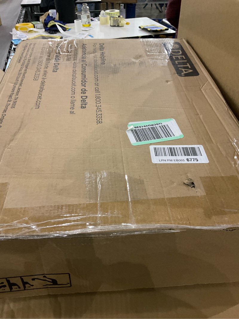 Delta 833004 Elongated Soft Close Bidet Seat with Manual Control Self-Cleaning Wand - White