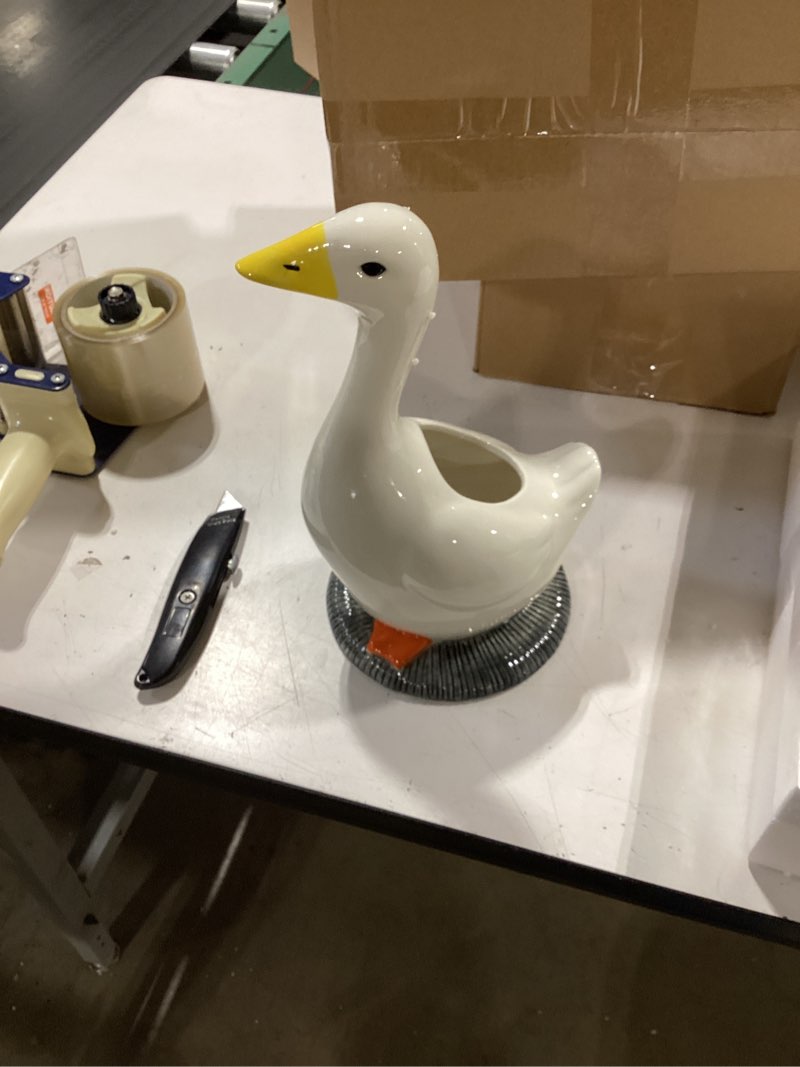 Condition photo showing Good Condition for foldtier silly goose vase ceramic cute flower vase goose birthday party table centerpieces white animal planter pot home decor for office living room kitchen bathroom decor housewarming gifts