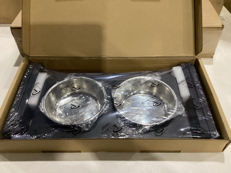Condition photo showing New/Like New for elevated dog bowls, adjustable raised dog bowl stand, foldable pet bowls with dual stainless steel plates for small to medium dogs and cats,pets -black