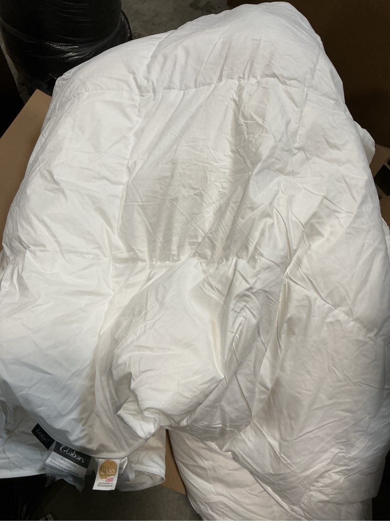 Condition photo showing Good Condition for Globon Summer Down ComforterBlanket Queen Size, Extra Lightweight Duvet Insert for Hot Sleepers, Noiseless & Extra Soft,90x90 inches,10 Ounce Fill Weight, White White-extra Lightweight Queen90*90in