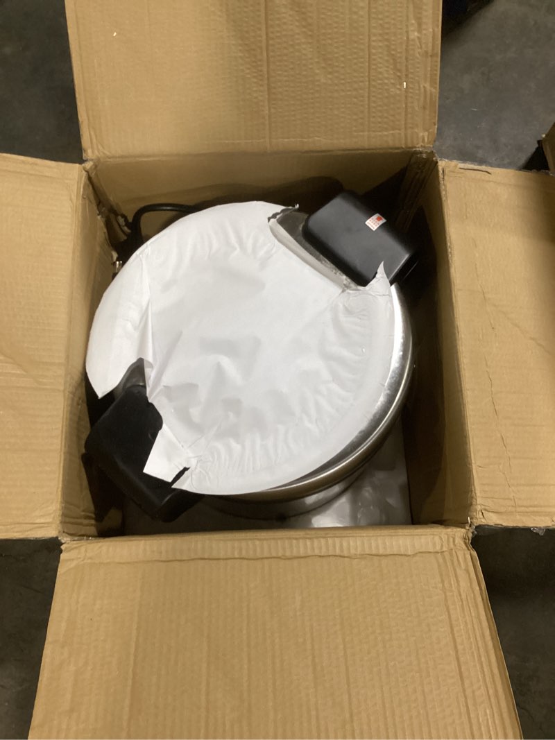 Condition photo showing Good Condition for Aroma Housewares 60-Cup (Cooked) (30-Cup UNCOOKED) Commercial Rice Cooker, Stainless Steel Exterior (ARC-1130S), Silver
