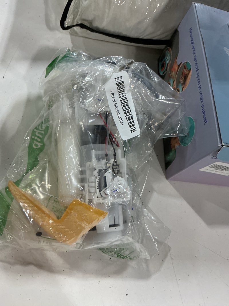 Condition photo showing As Is for 77020-02190 fuel pump assembly compatible with toyota corolla luxel zze122r 1.8l 2003-2004 replace 77020-13100 7702412240