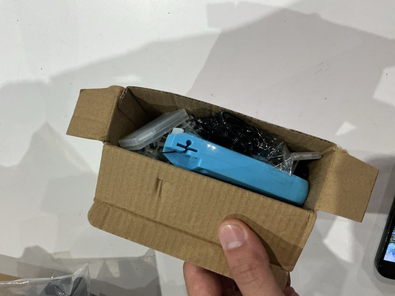 Condition photo showing As Is for stitch gun for clothes - stitchy tagging gun for clothing, handheld stitch gun quick clothing fixer, sewing kit includes 6 needle?3000 fasteners(1500 black & 1500 white) blue+pink